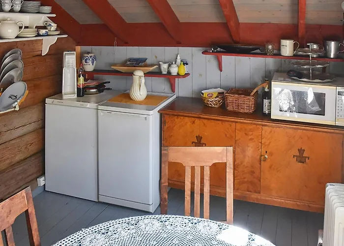 Vintage Charm By The Sea-by Traum Nyaraló *